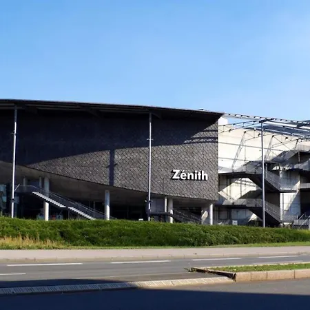 Saint Maurice - And Functional Lejlighed